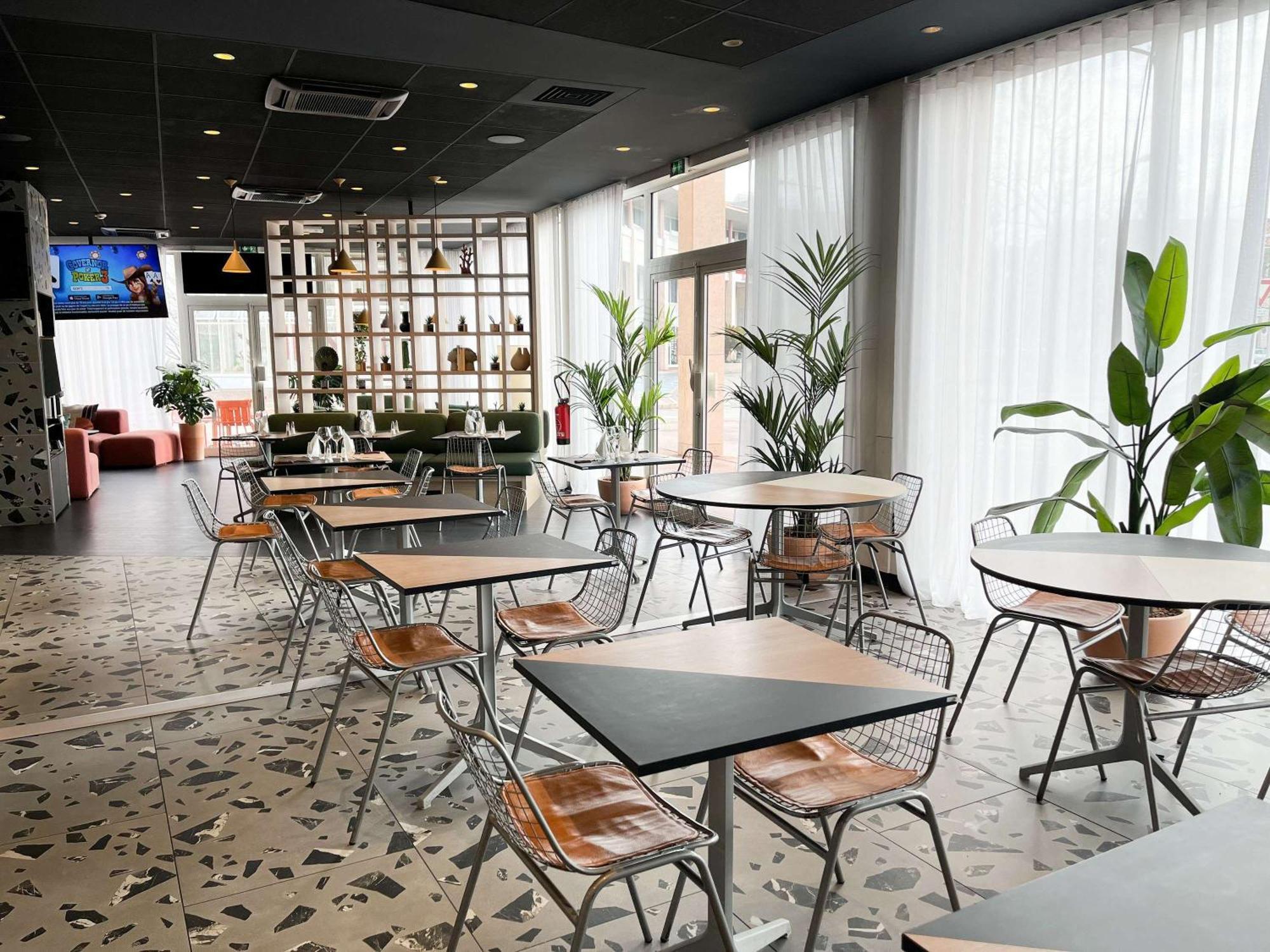 宜必思马蒂格中央酒店 外观 照片